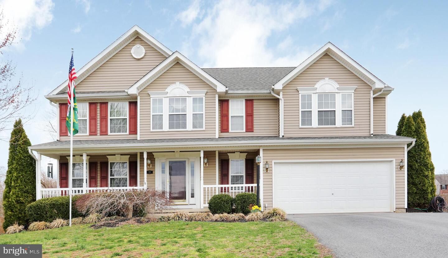 Property Photo:  33 Lees Retreat  WV 25443 