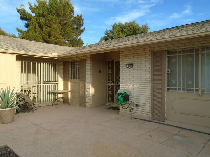 Property Photo: 10834 W Mission Lane AZ 85351