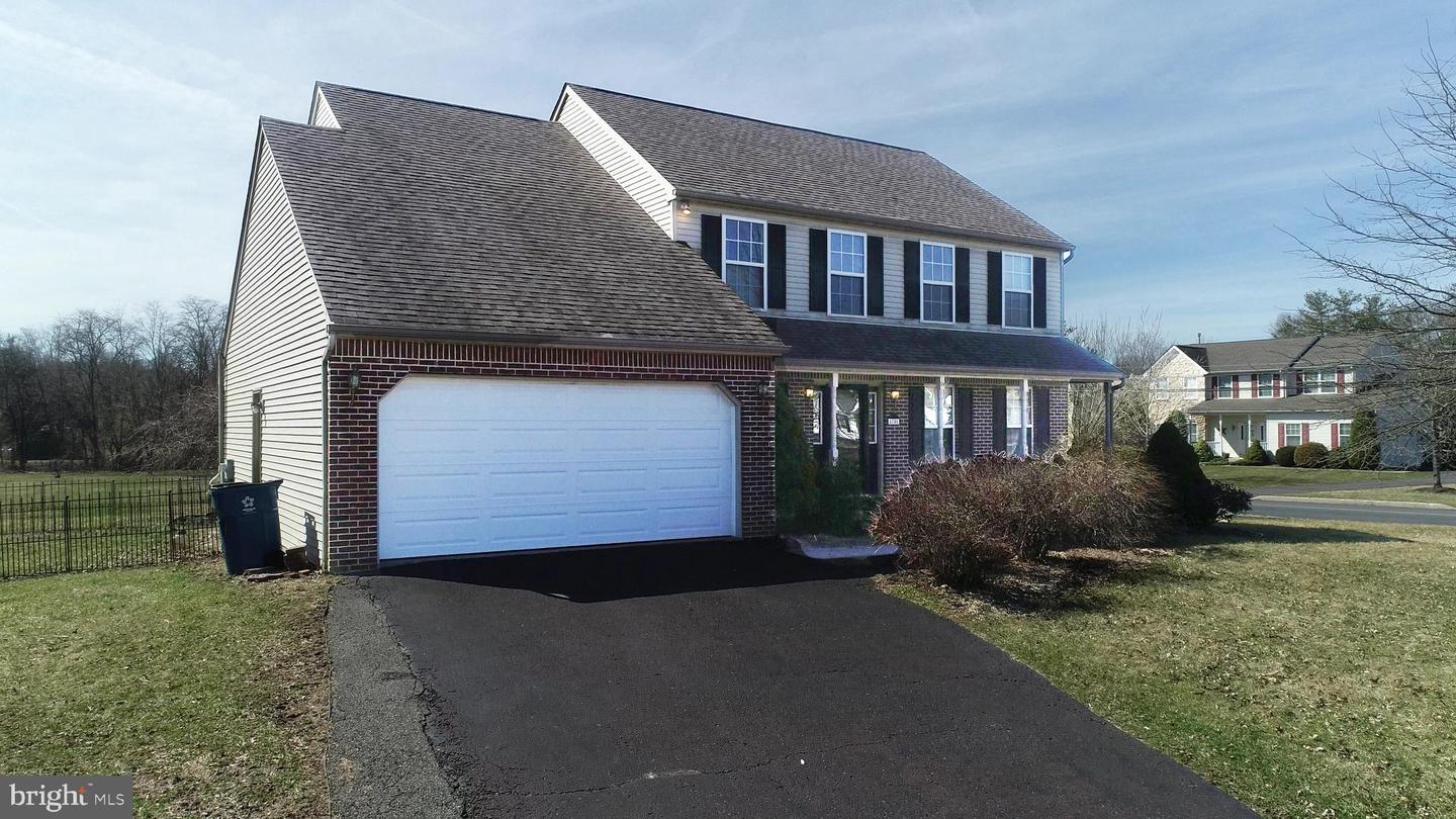 Property Photo: 1740 Weidner Court PA 18951