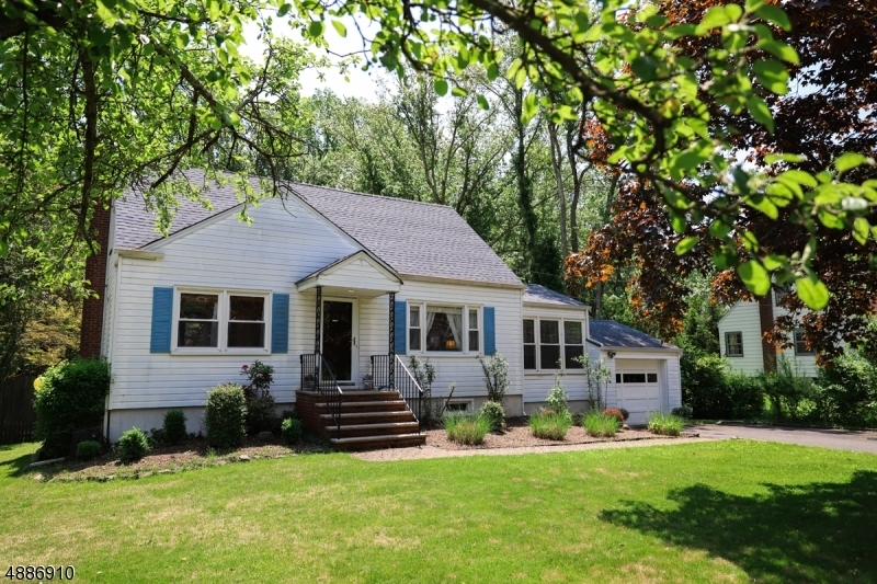 Property Photo:  819 River Rd  NJ 07928 