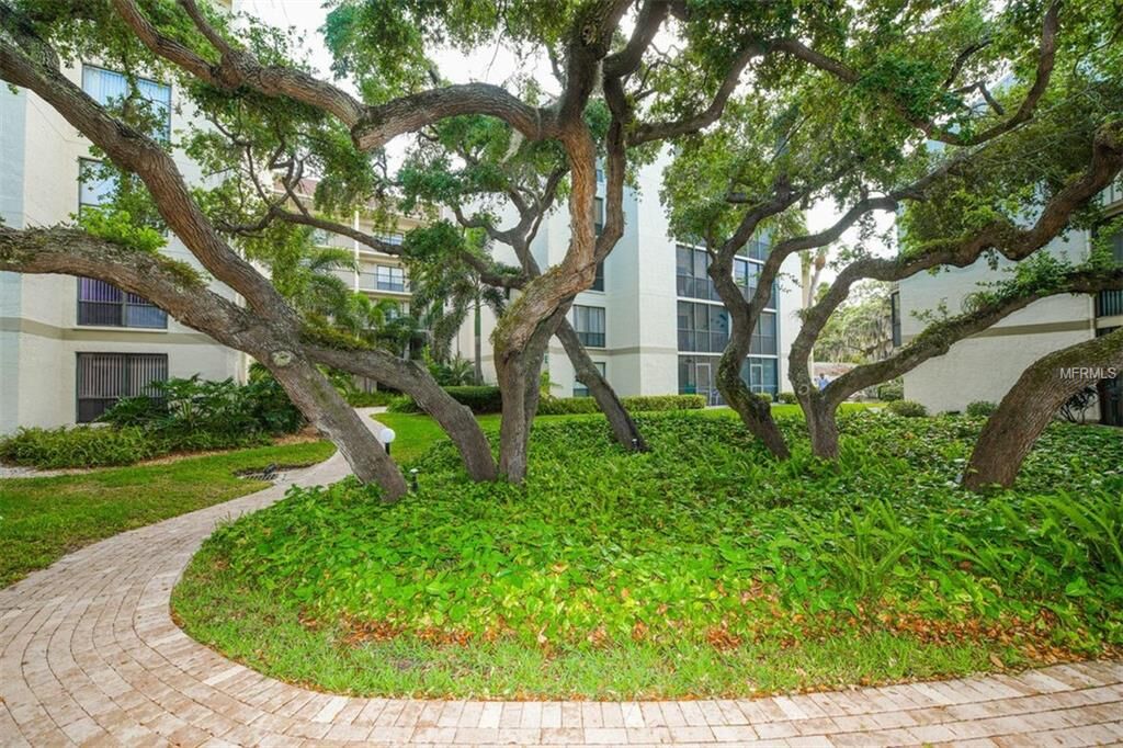Property Photo: 6157 Midnight Pass Road E45 FL 34242