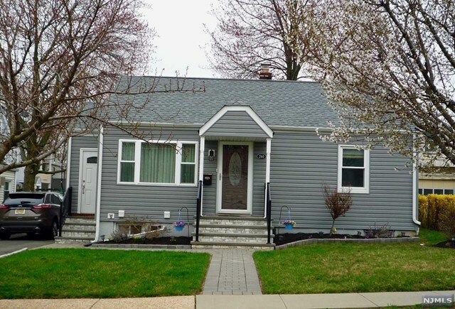 Property Photo:  260 Church Street  NJ 07644 