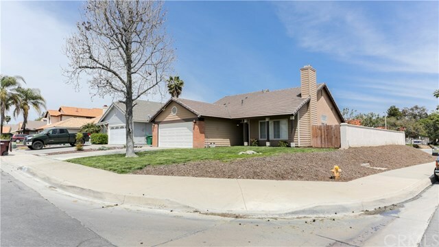 Property Photo:  24590 Westhaven Court  CA 92562 