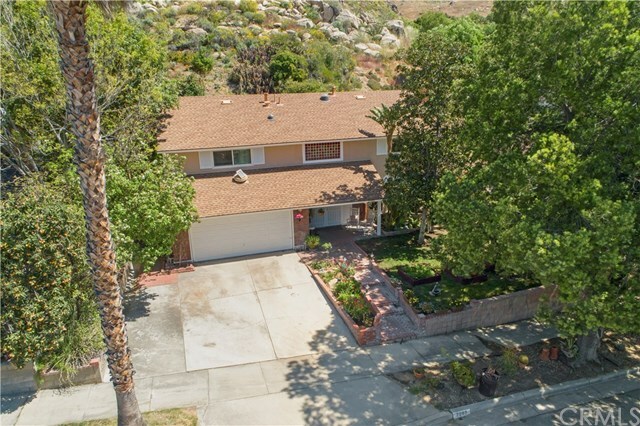 Property Photo: 2285 Quartz Place CA 92507