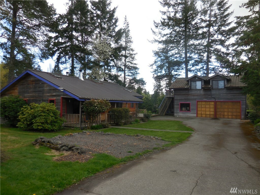 Property Photo:  9719 SW 180th St  WA 98070 