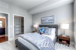 Property Photo:  50 Pine St 422  WA 98020 