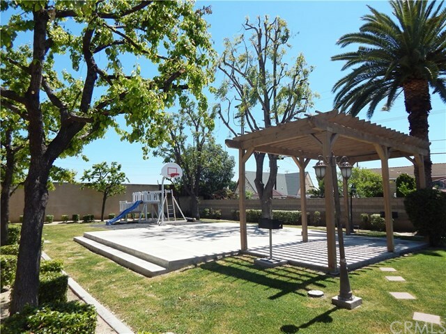 Property Photo:  8434 Whitaker Street  CA 90621 