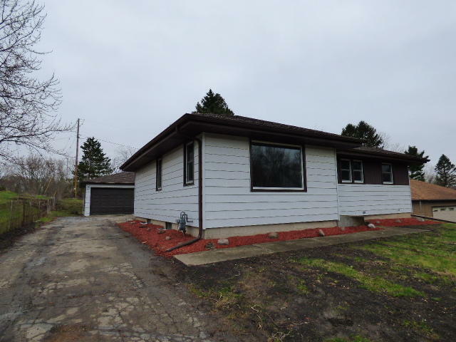 Property Photo: 30205 Hickory Ln WI 53105