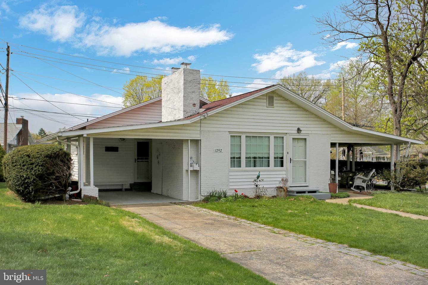 Property Photo:  1292 Kelton Road  PA 17011 