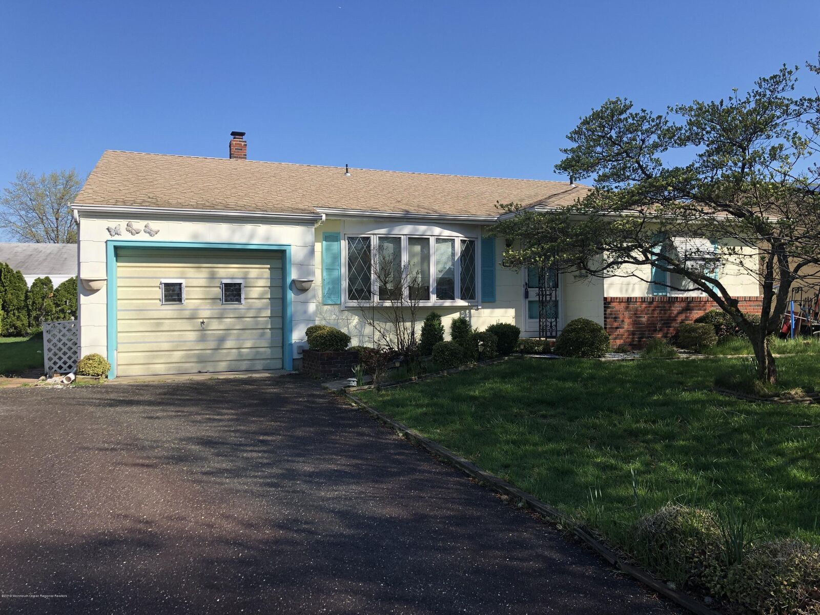 Property Photo:  31 Jericho Road  NJ 08757