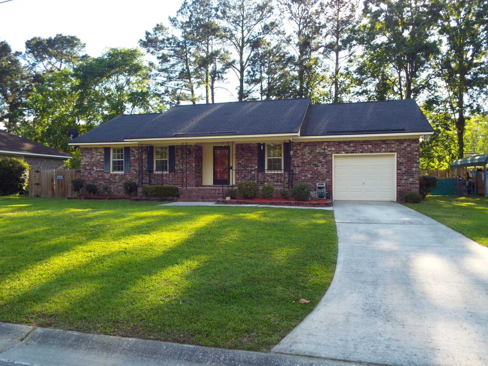 Property Photo:  122 Loblolly Ln. Lane  SC 29483 