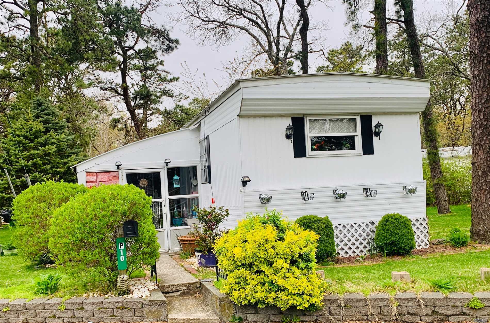 Property Photo:  525 - P10 Riverleigh Avenue  NY 11901 