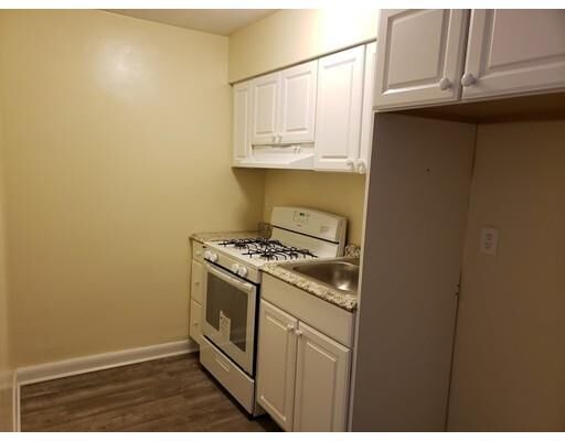Property Photo:  790 Hyde Park Ave 5  MA 02136 