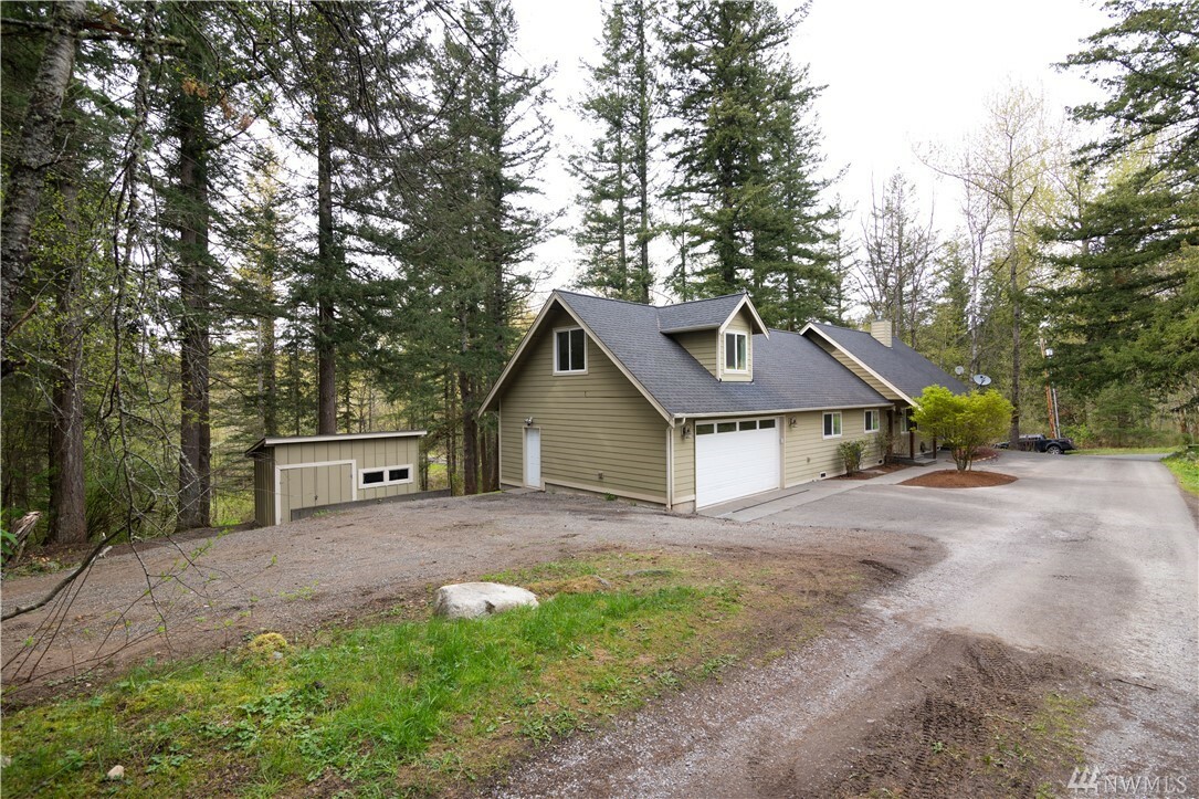 Property Photo:  1785 Kelly Rd  WA 98226 