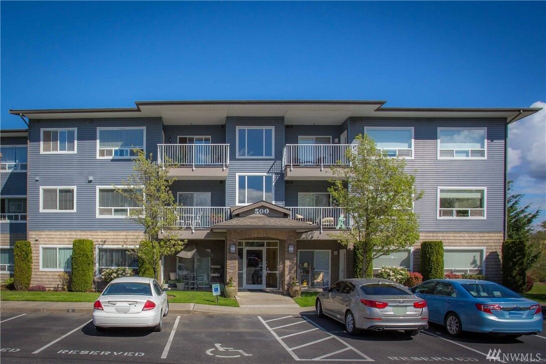Property Photo: 500 Darby Dr 214 WA 98226