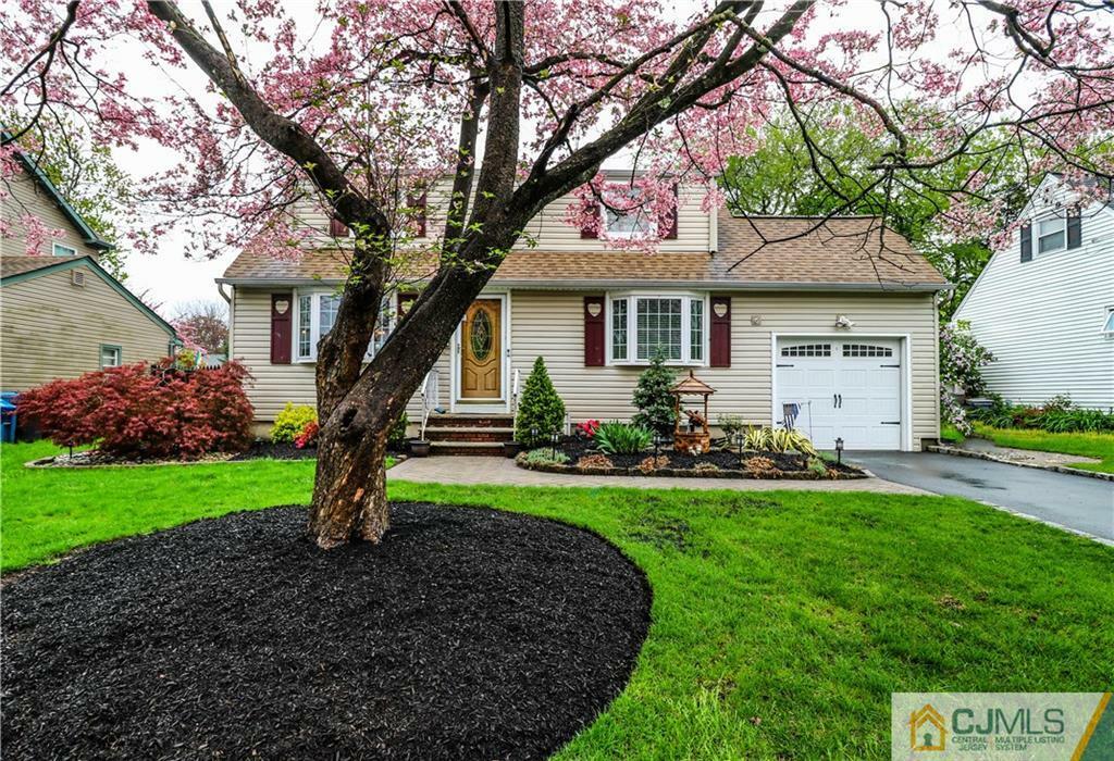 Property Photo:  2124 Orchard Drive  NJ 07080 