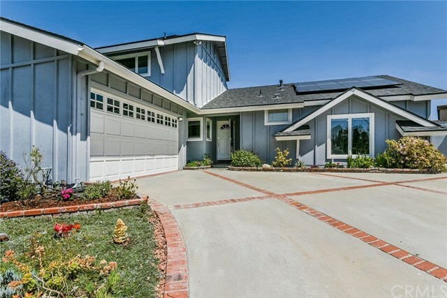 Property Photo:  19092 Summerfield Lane  CA 92646 