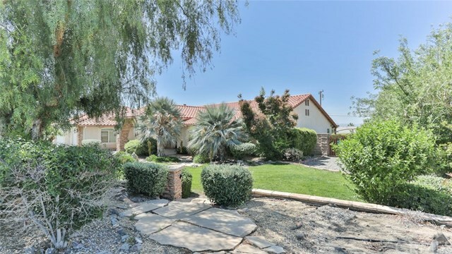 Property Photo: 19565 Oshkosh Lane CA 92307