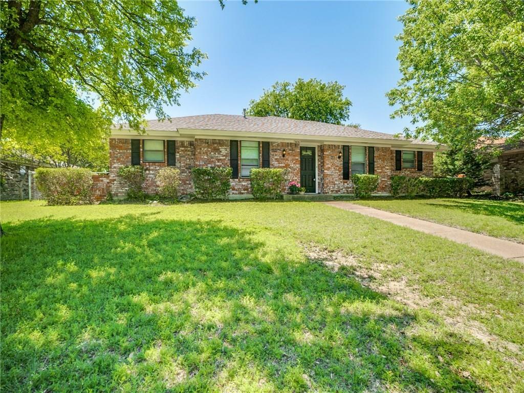 Property Photo:  2408 Briarwood Drive  TX 75074 