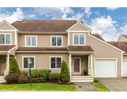 Property Photo:  16 Vine Brook Way 16  MA 01801 