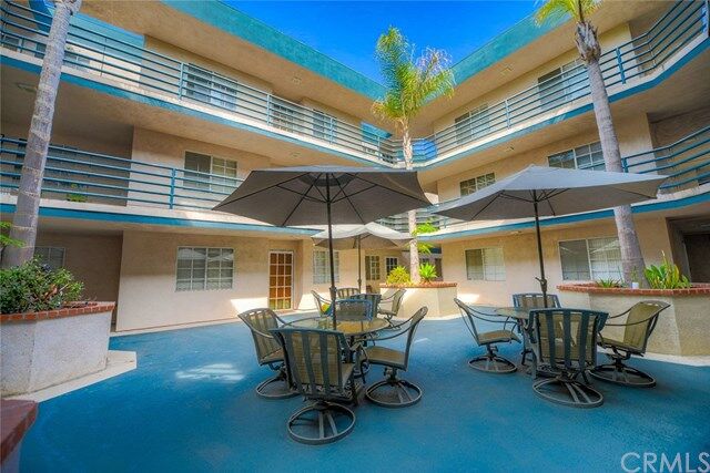 Property Photo:  535 W 4th Street 110  CA 90802 