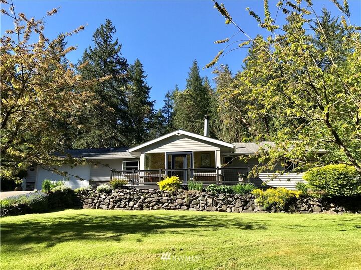 Property Photo: 9015 43rd Street Ct NW WA 98335