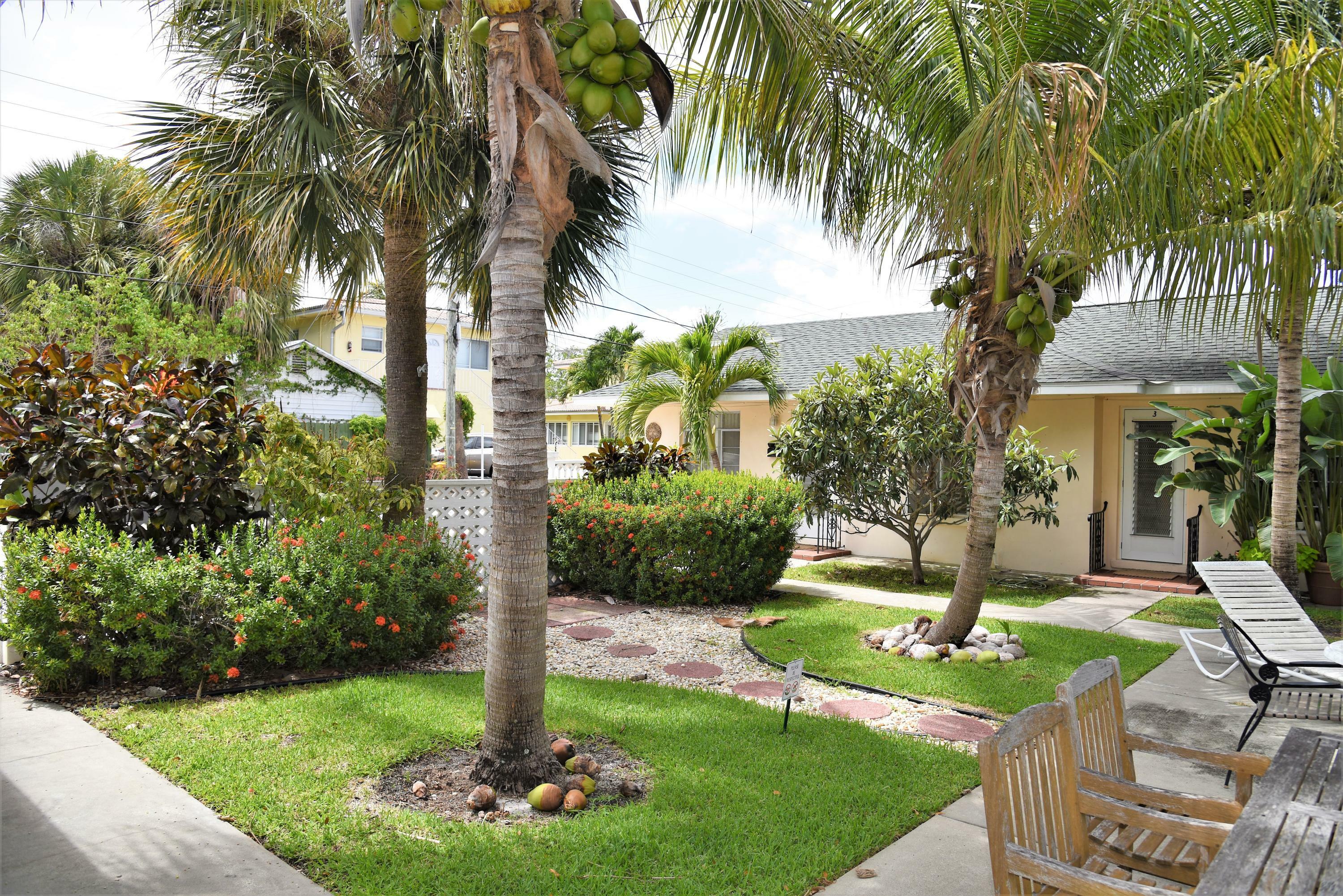 Property Photo:  107 S Palmway 4  FL 33460 