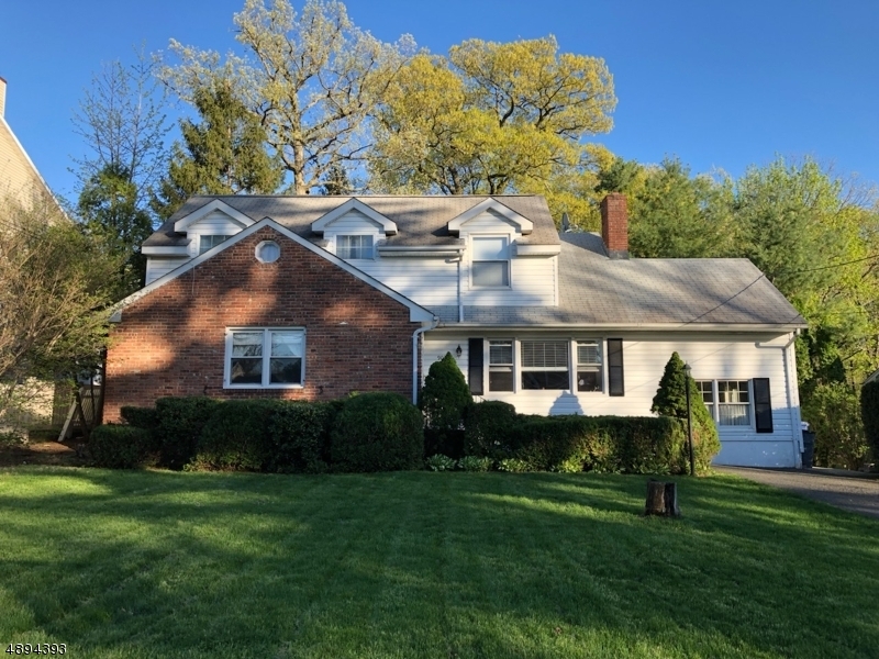 Property Photo:  90 Woodland Ave  NJ 07023 