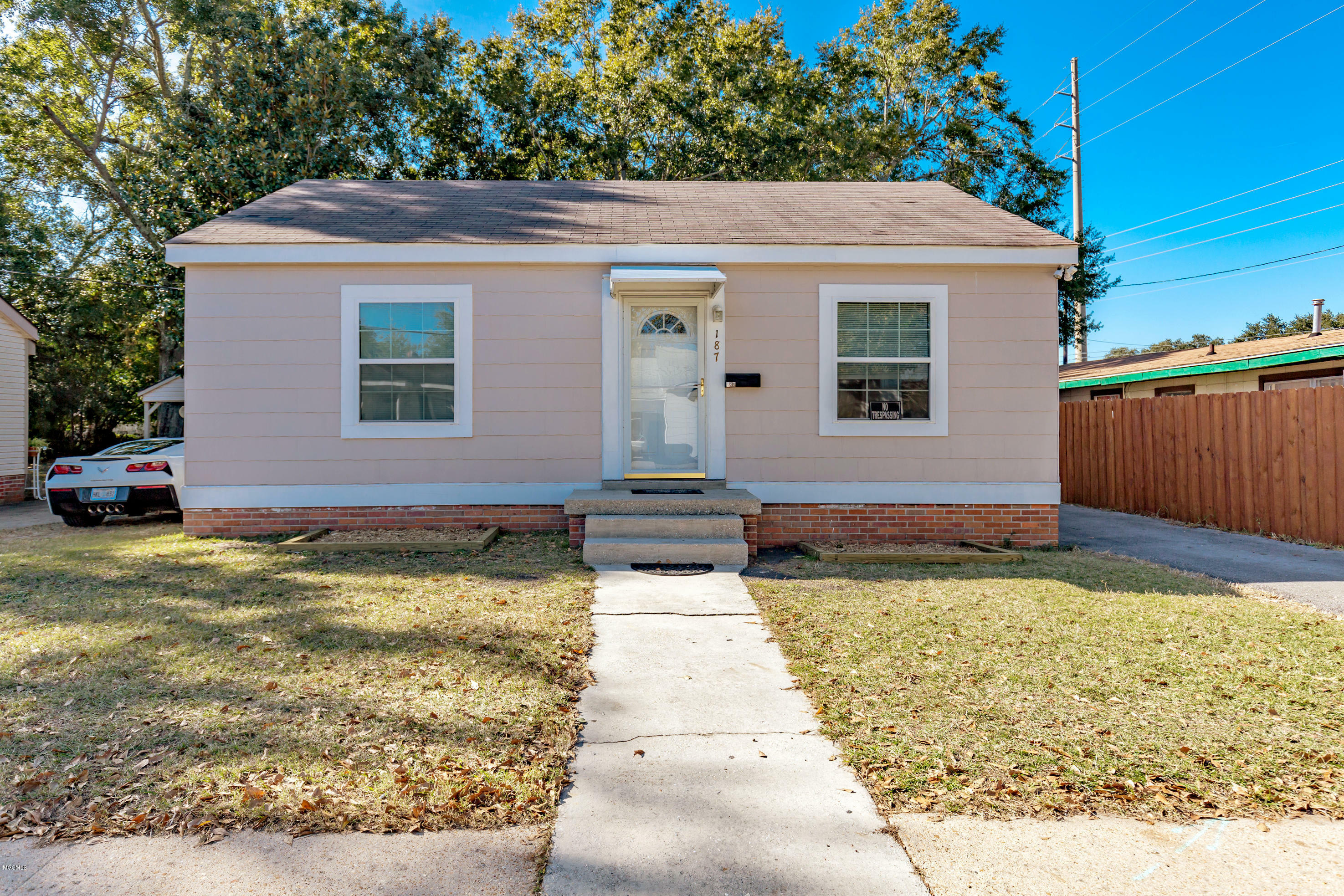 Property Photo: 187 Summer Place MS 39530