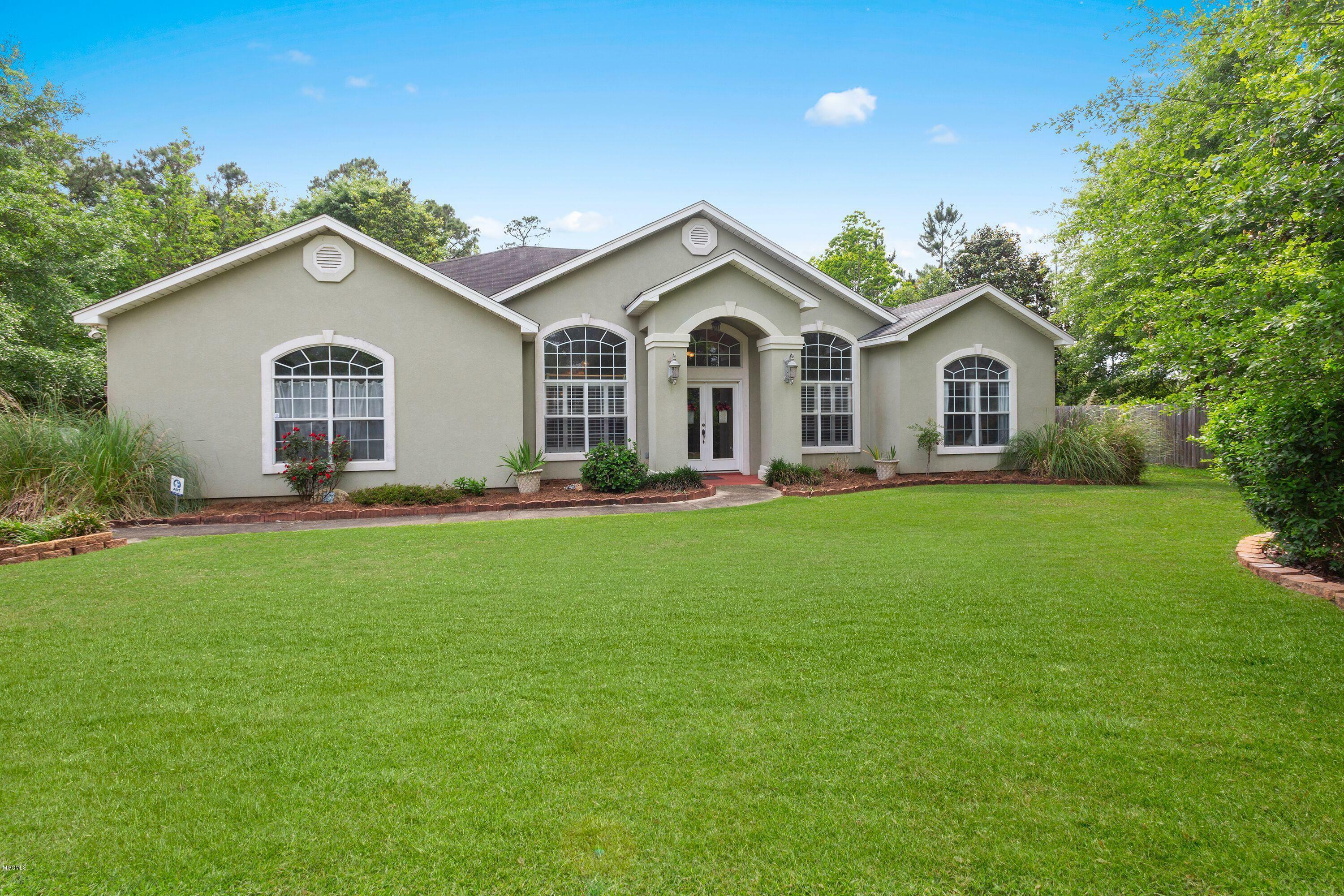 Property Photo:  28 Scott Station Cove  MS 39560 