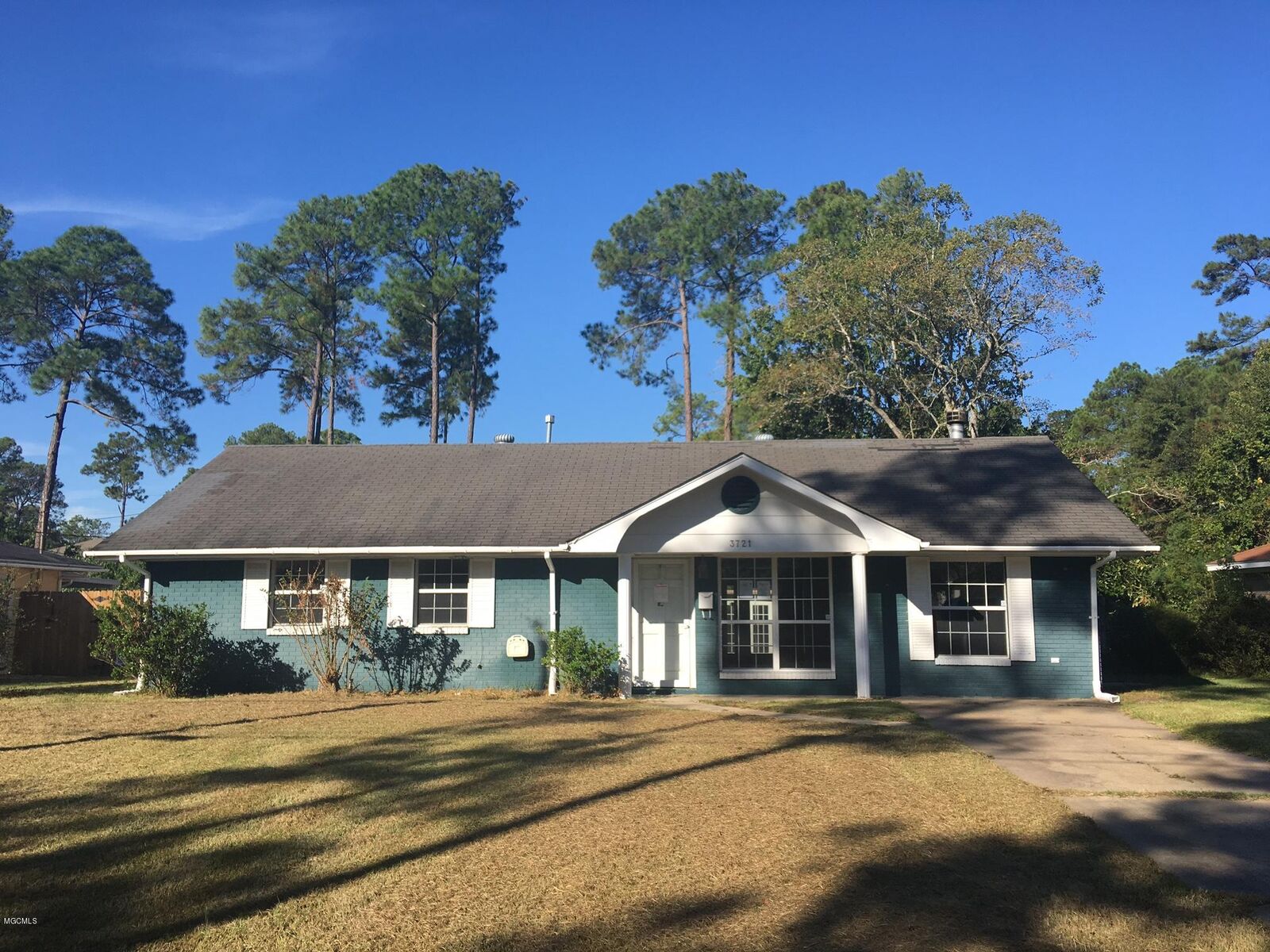 Property Photo: 3721 Oak Avenue MS 39507