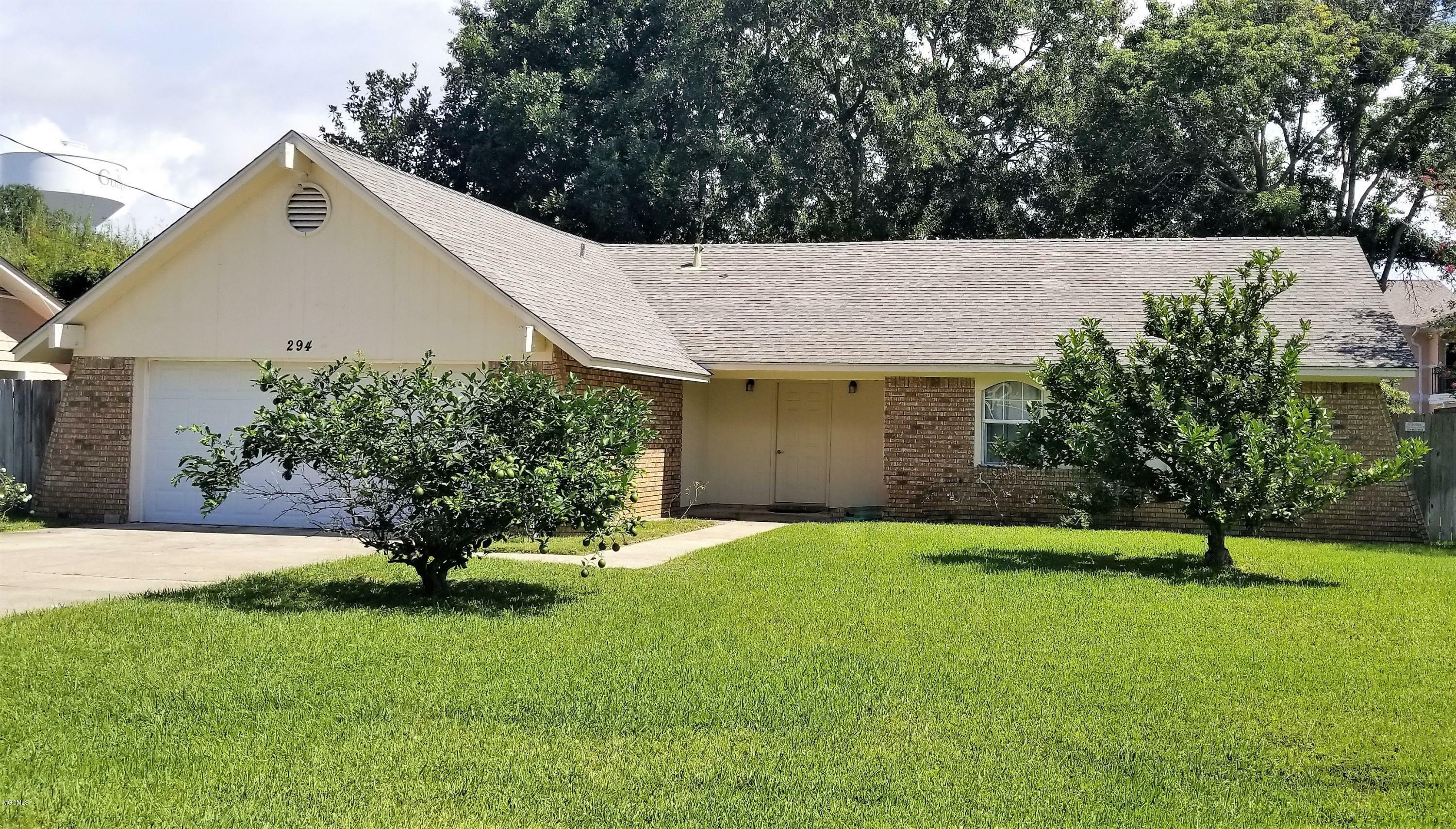 Property Photo:  294 Venetian Gardens  MS 39507 