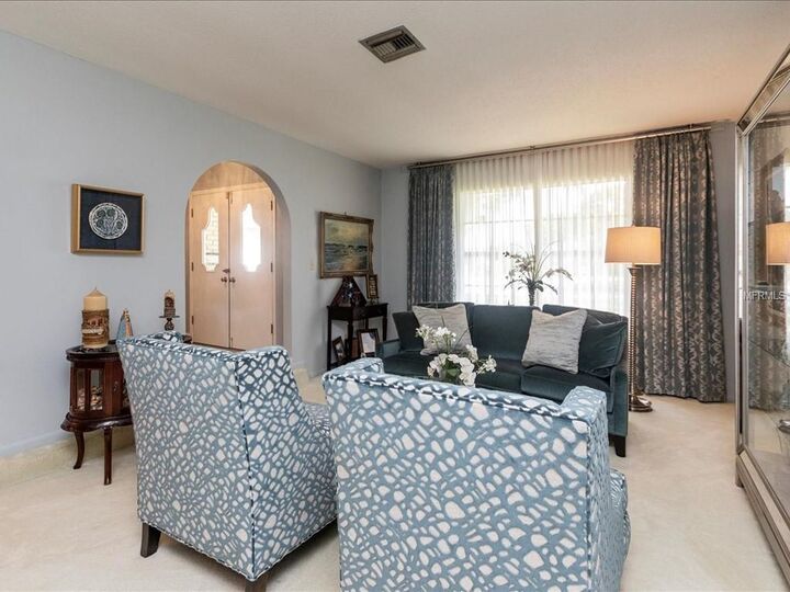 Property Photo:  2918 De Brocy Way  FL 32792 