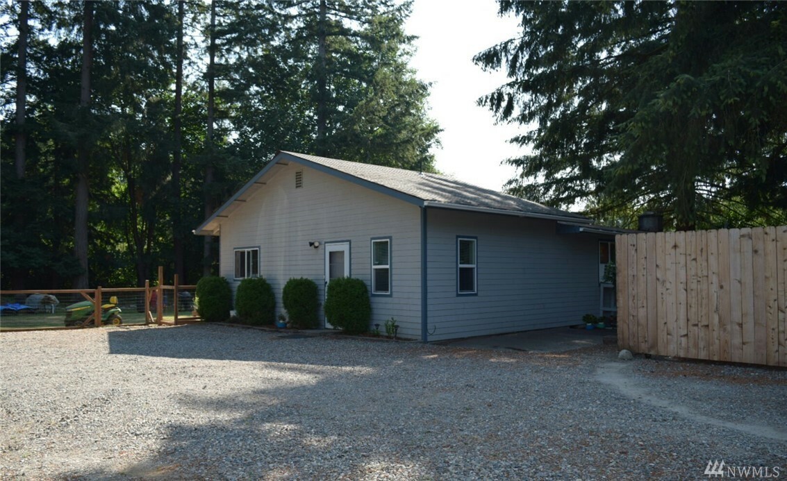 Property Photo:  213 93rd Ave SW  WA 98512 