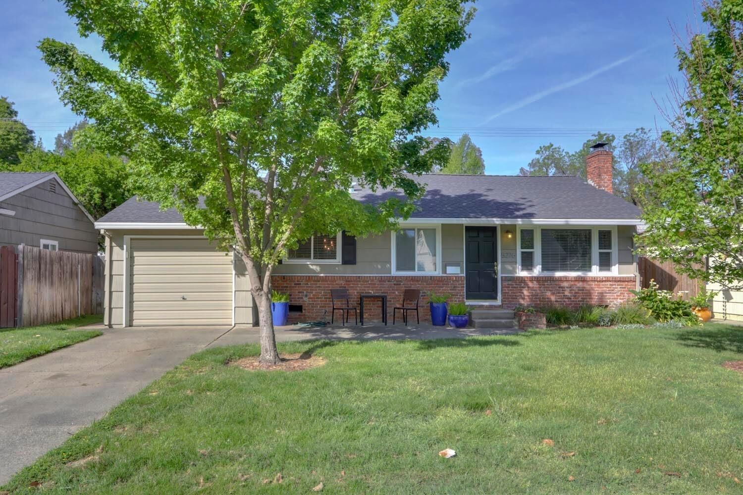 Property Photo: 5276 Minerva Avenue CA 95819