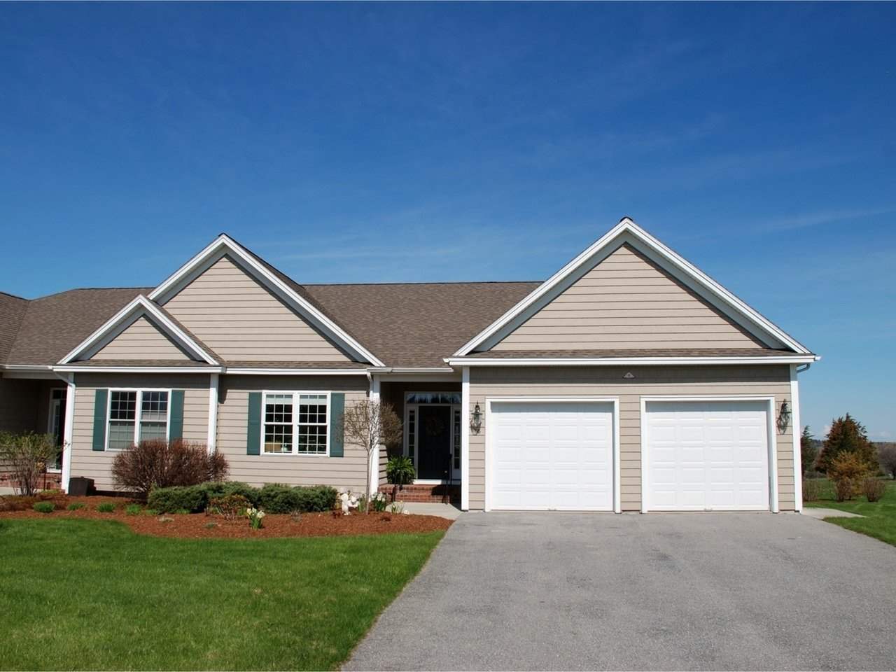 Property Photo: 26 Nicklaus Circle VT 05403