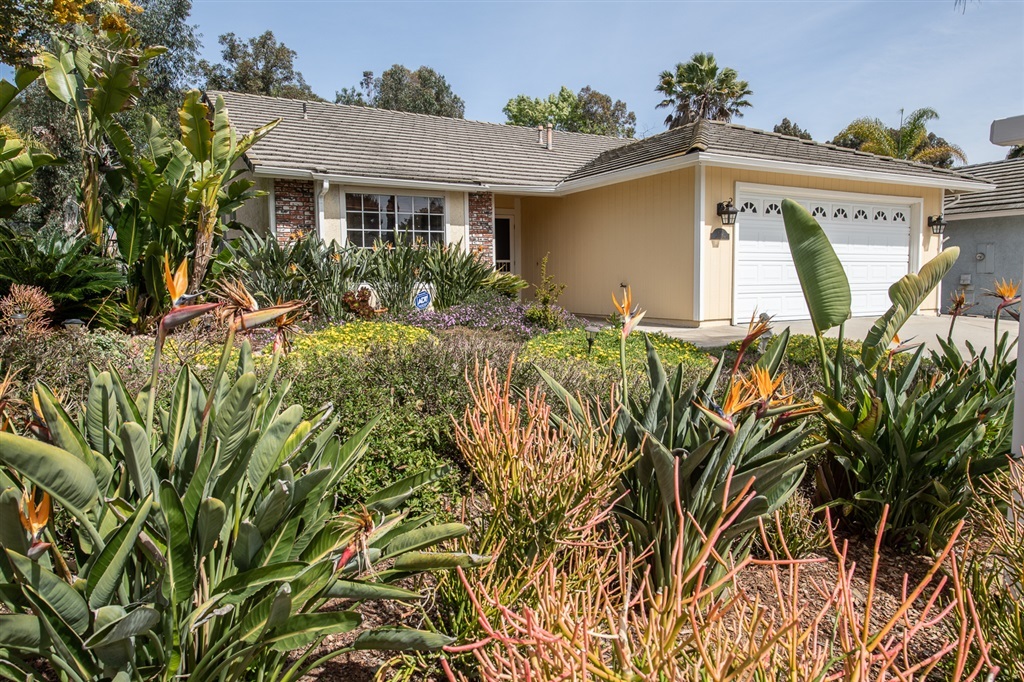 Property Photo:  670 Dane Dr  CA 92069 