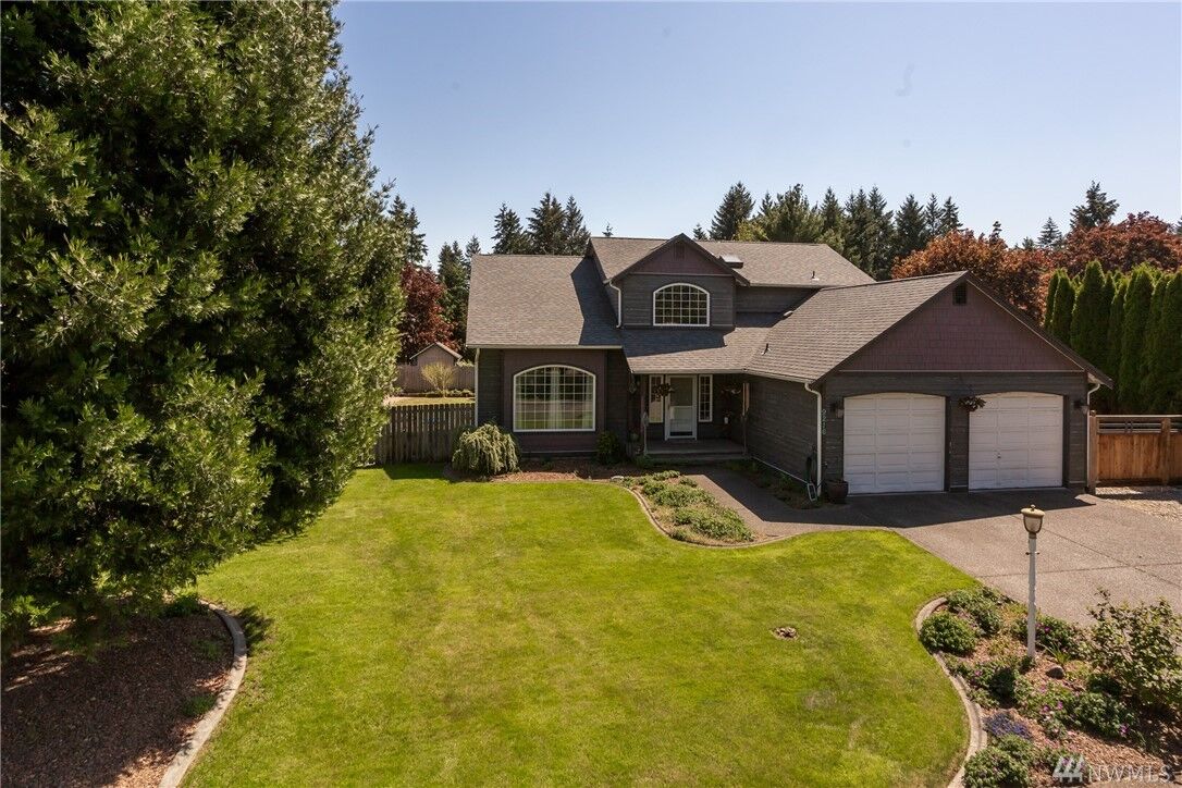 Property Photo: 9216 161st St E WA 98375