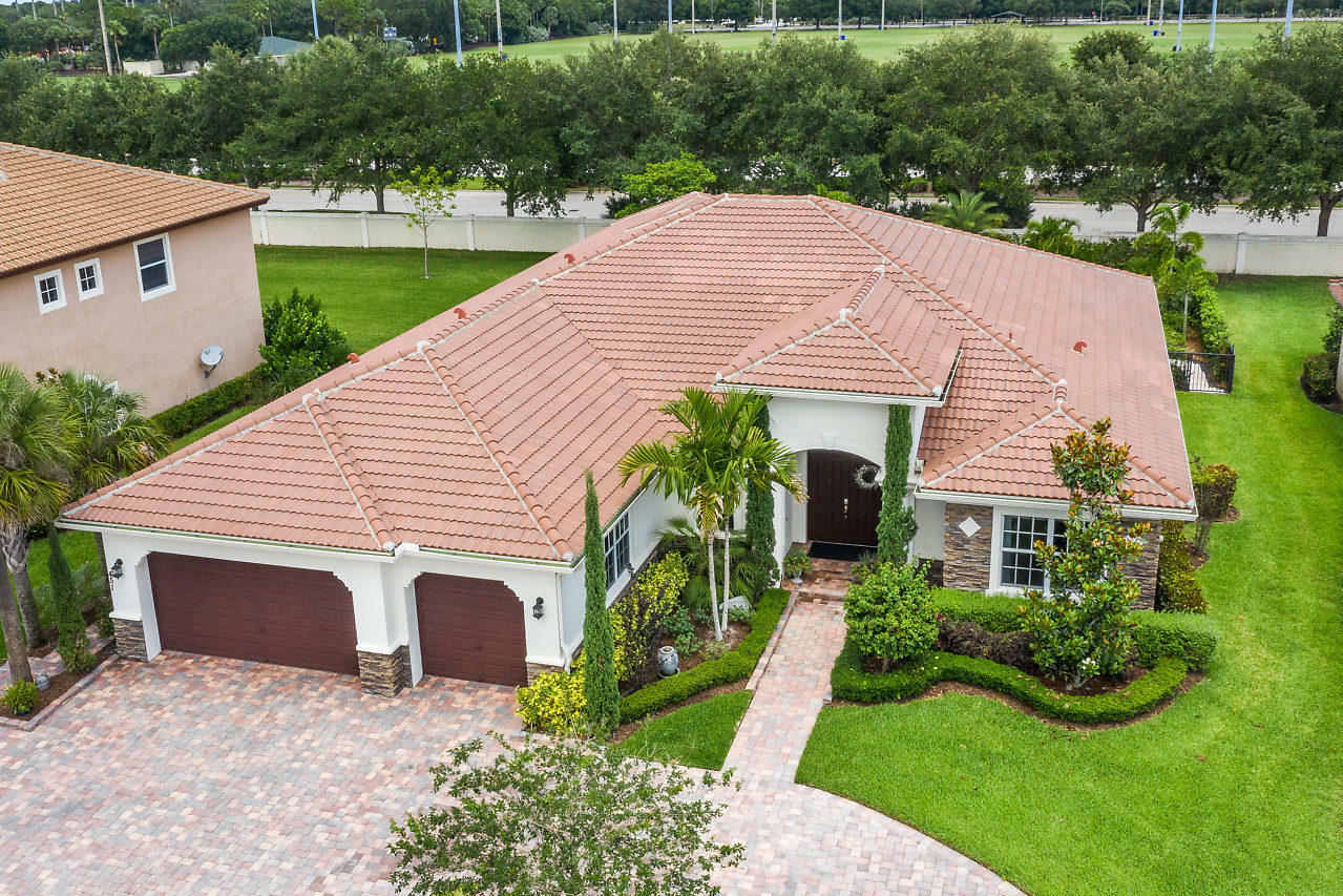 Property Photo:  451 Rudder Cay Way  FL 33458 