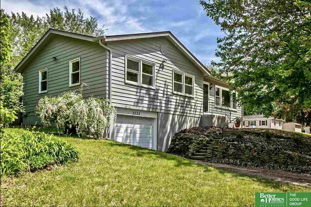 Property Photo:  3525 S 91st  NE 68124 