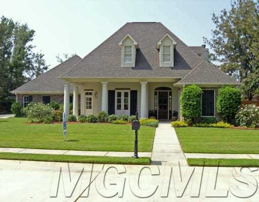 Property Photo: 502 Rue Chateauguay MS 39564