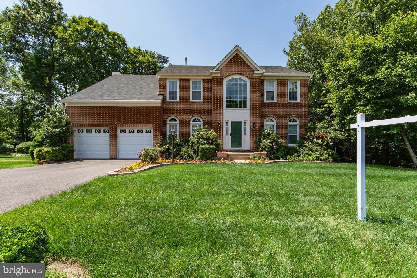 Property Photo: 3705 Bogner Drive VA 22193