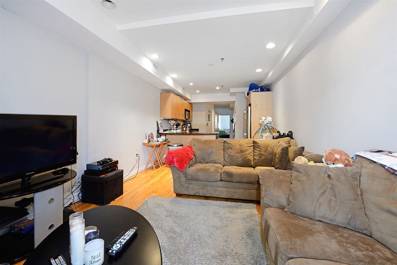 Property Photo:  412 Monroe St 4  NJ 07030 
