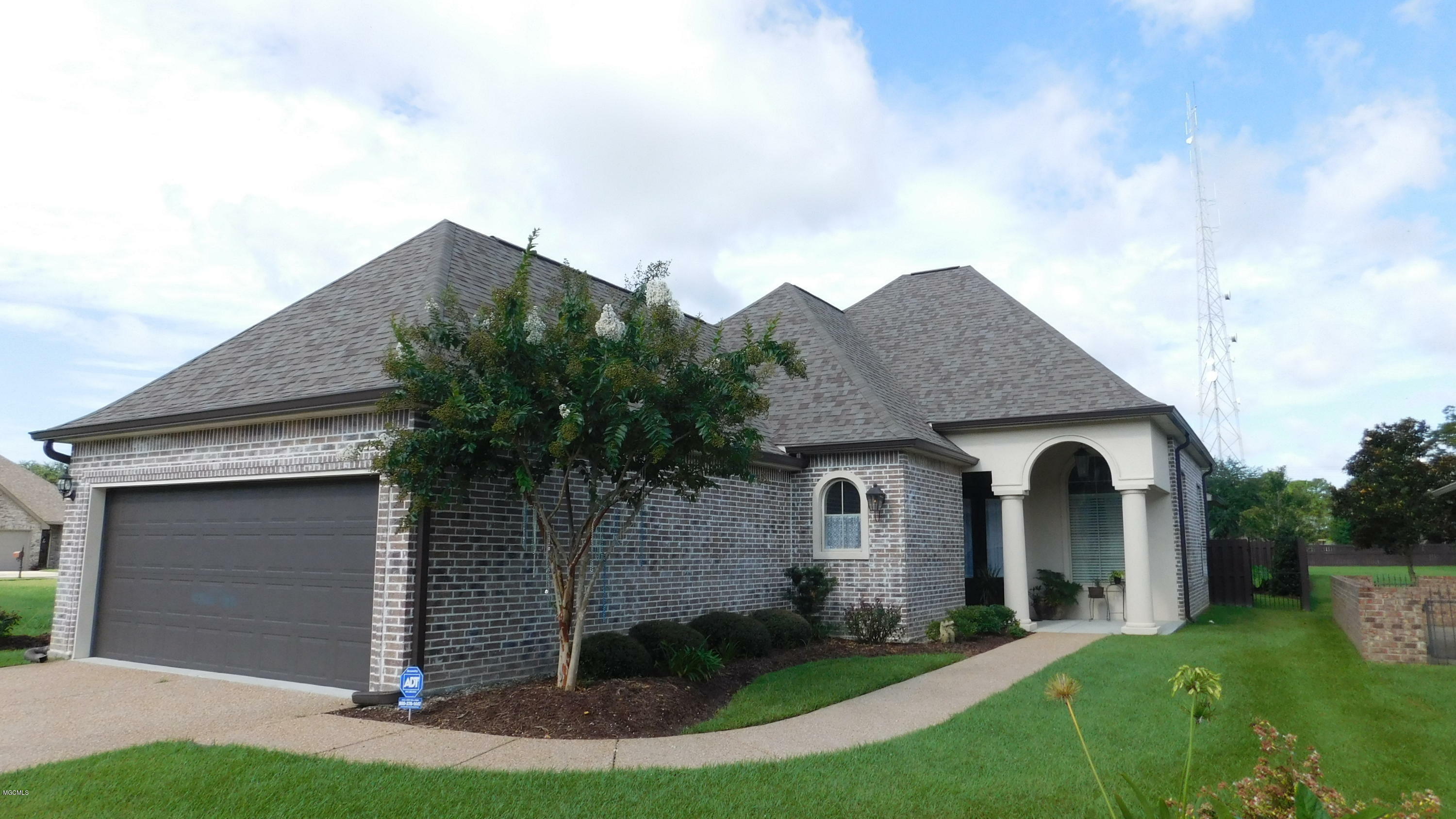 Property Photo:  3857 Acadian Village Drive  MS 39564 