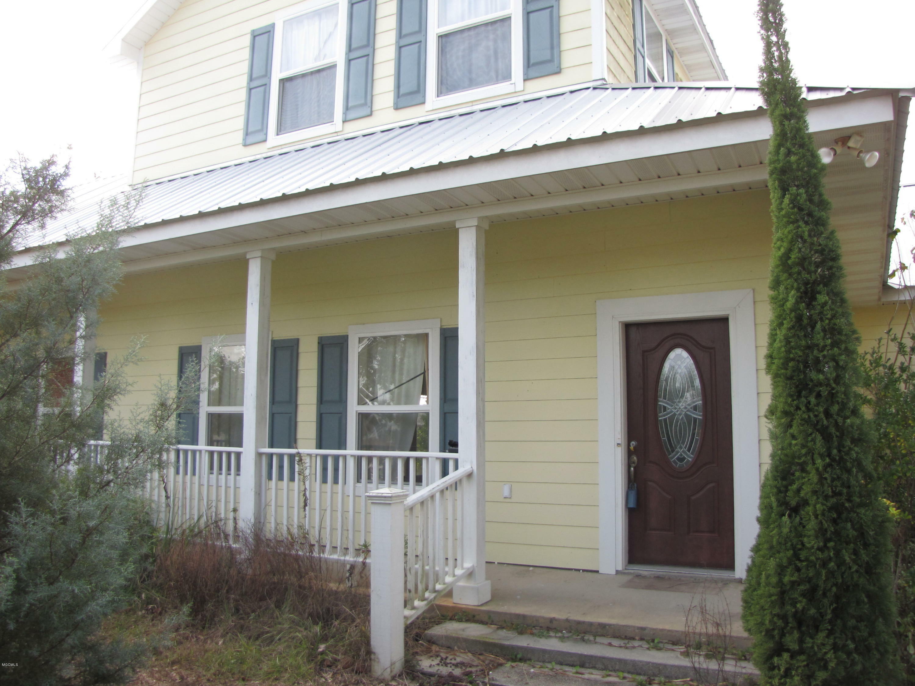 Property Photo:  107 Wenmar Avenue  MS 39571 