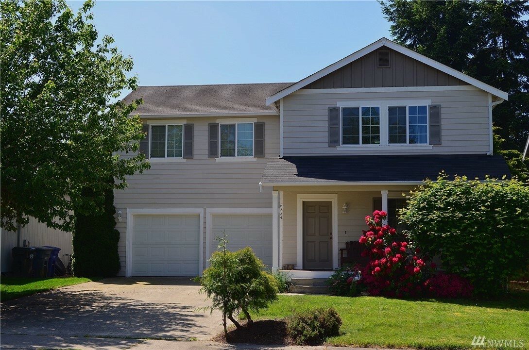 Property Photo: 6224 121st St E WA 98373