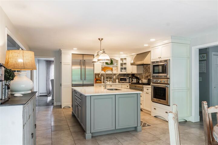 Property Photo:  19 Washington Way  NH 03848 