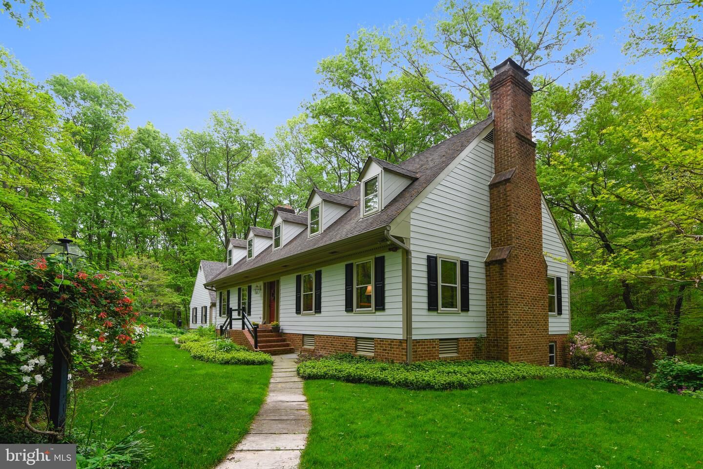 Property Photo:  10810 Hunter Station Road  VA 22181 