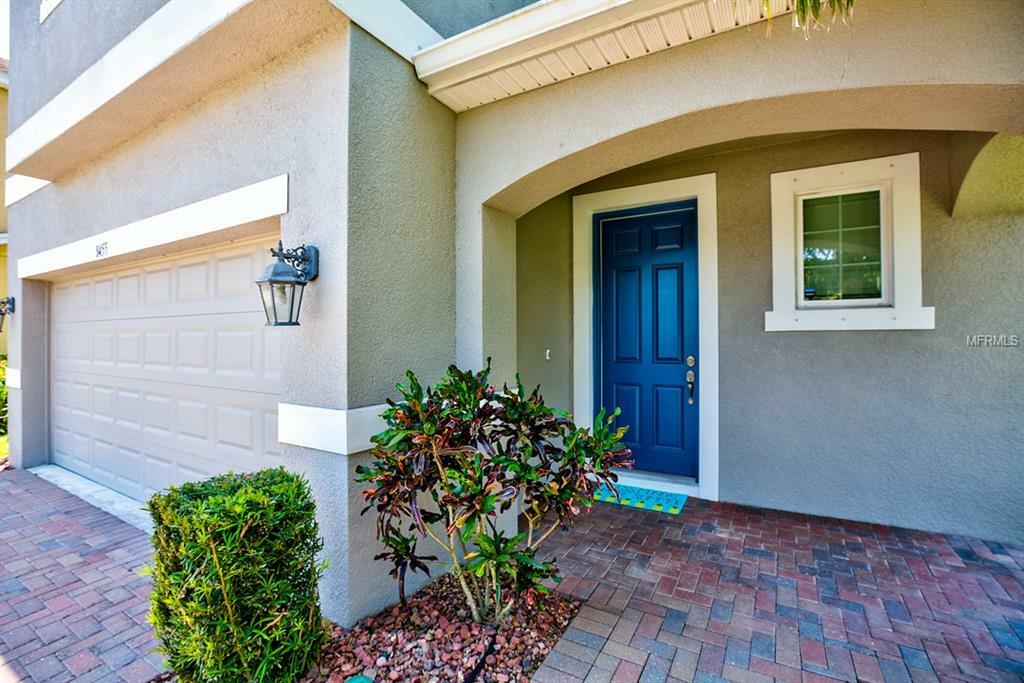 Property Photo:  8455 Nandina Drive  FL 34240 