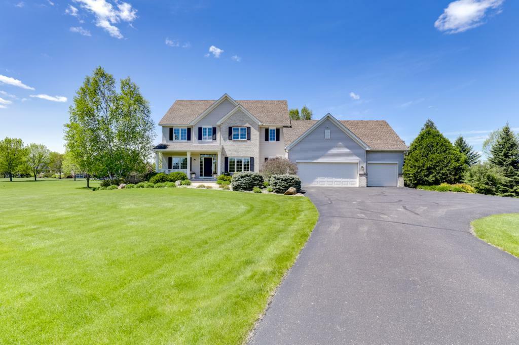 Property Photo:  19520 Oak Grove Avenue  MN 55372 